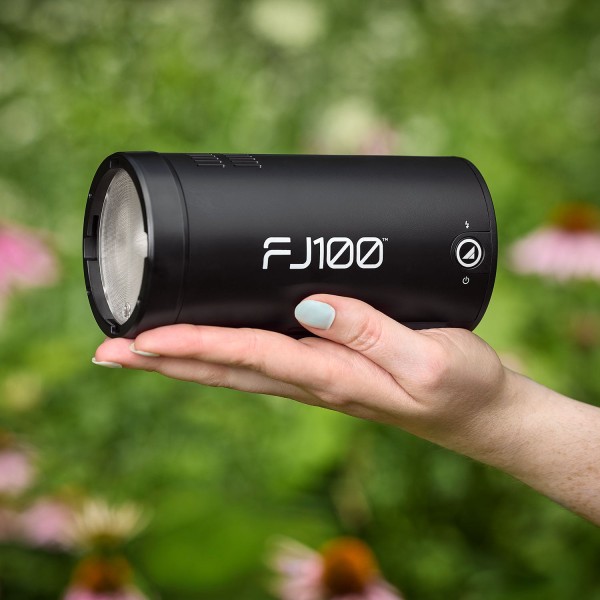 FJ100 Strobe 1-Light Backpack Kit with FJ-T1 Wireless Trigger
