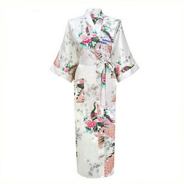 女性着物碧馬