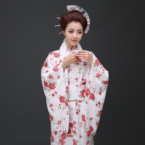 女性着物舒明