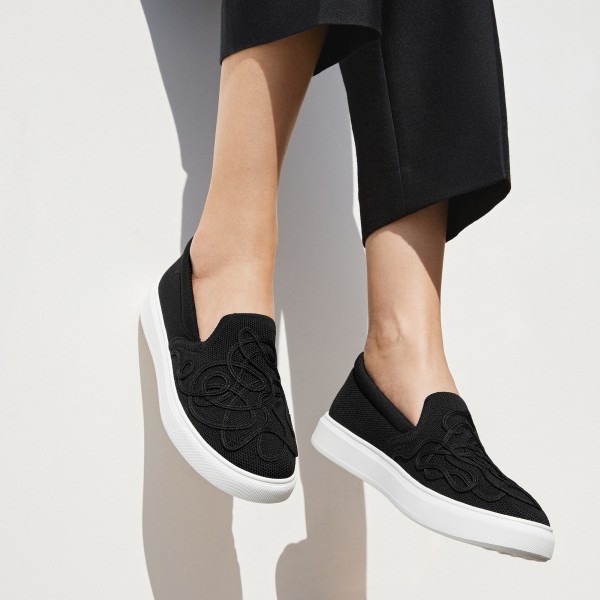 Classic Unisex Sneakers (V-Tune) - Black
