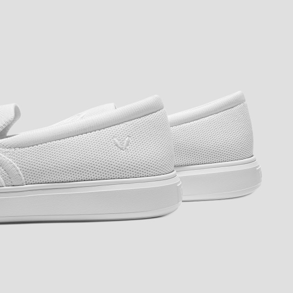 Classic Unisex Sneakers (V-Tune) - White