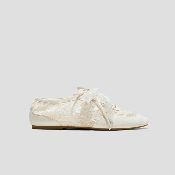 Square-Toe Lace-Up Sneakerinas (Cristina) - Cream Lace