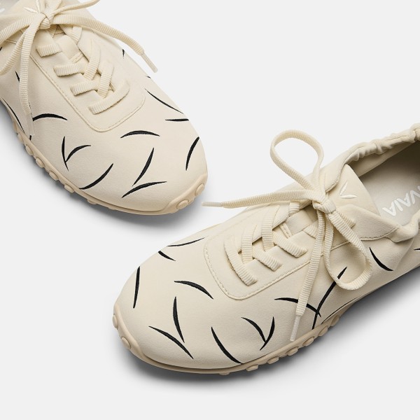 Limited Edition Velvet Casual Sneakers (Laban) - Cream Embroidery