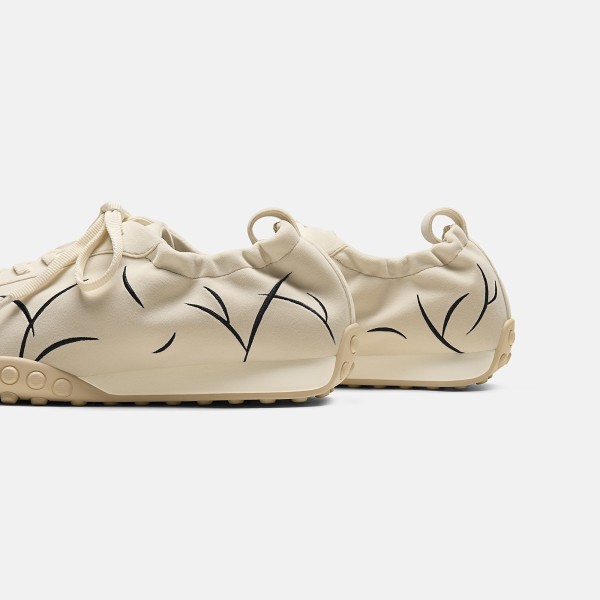Limited Edition Velvet Casual Sneakers (Laban) - Cream Embroidery