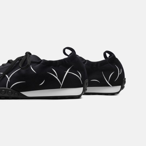 Limited Edition Velvet Casual Sneakers (Laban) - Black Embroidery
